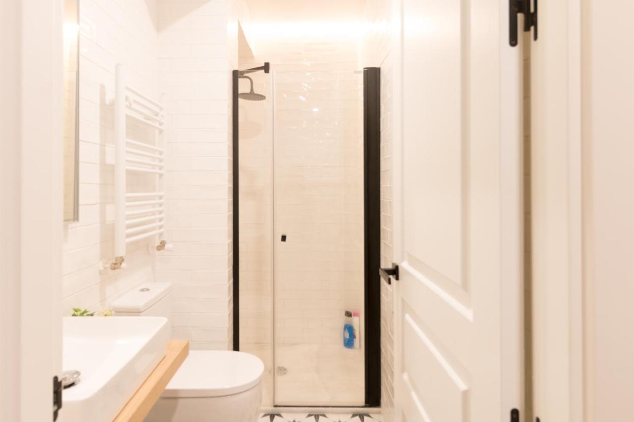 New Abando Ac By Staynnapartments Bilbao Ngoại thất bức ảnh